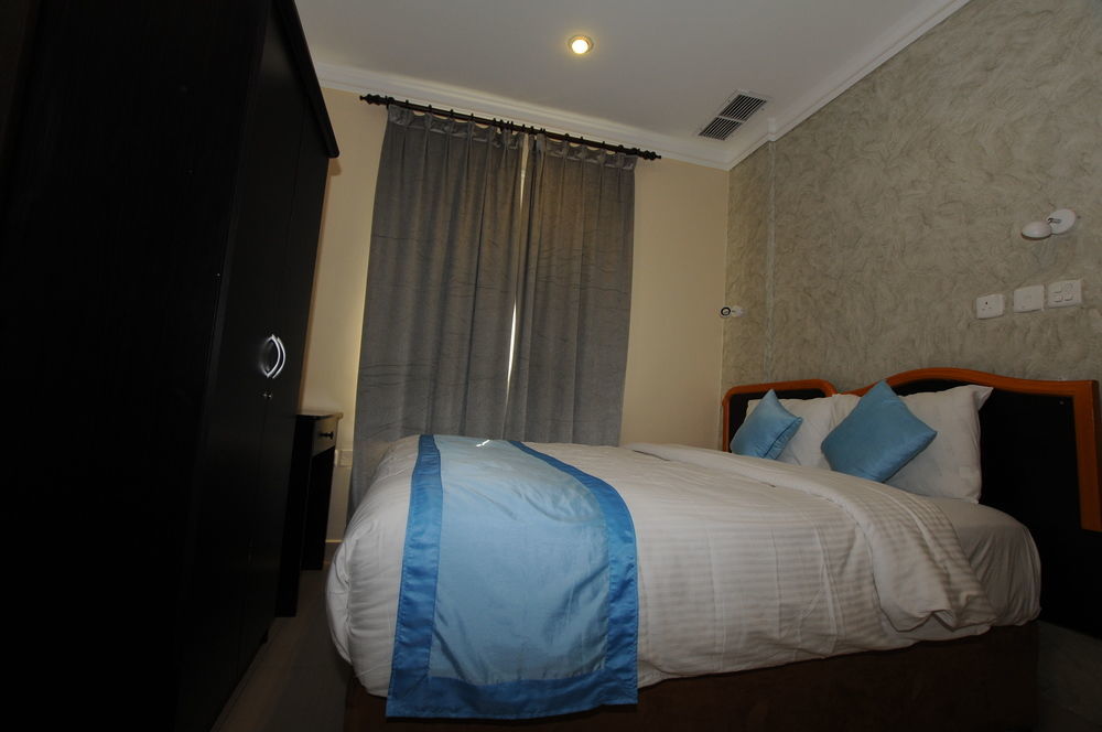Al Muhanna Plaza Salmiya Old Souk Kuwait City Ngoại thất bức ảnh